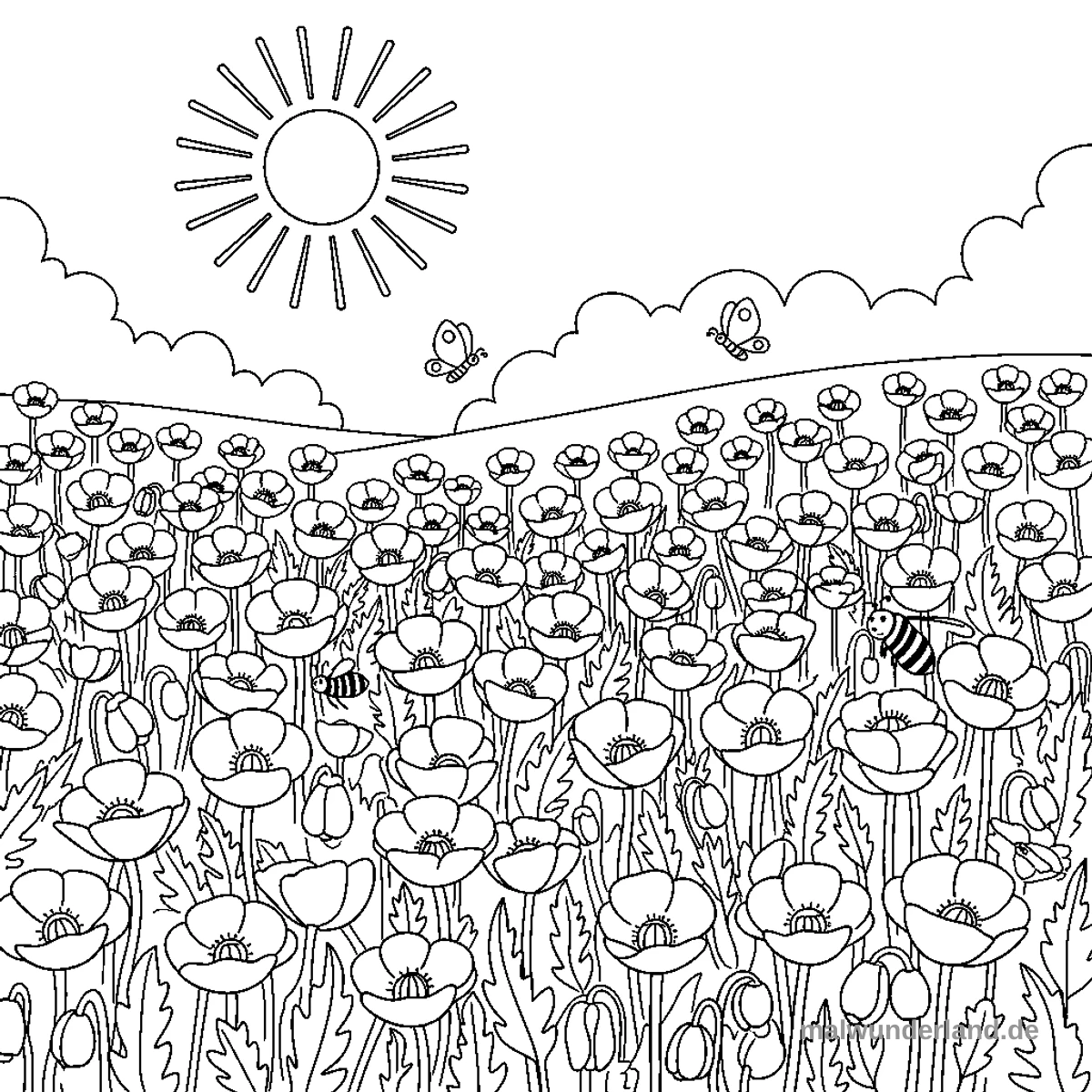 Das Bild zeigt ein großes Mohnblumenfeld unter einem strahlenden Himmel mit Sonne und Wolken. Zwischen den zahlreichen Mohnblüten und Knospen fliegen zwei Schmetterlinge, während zwei Bienen fleißig Nektar sammeln.